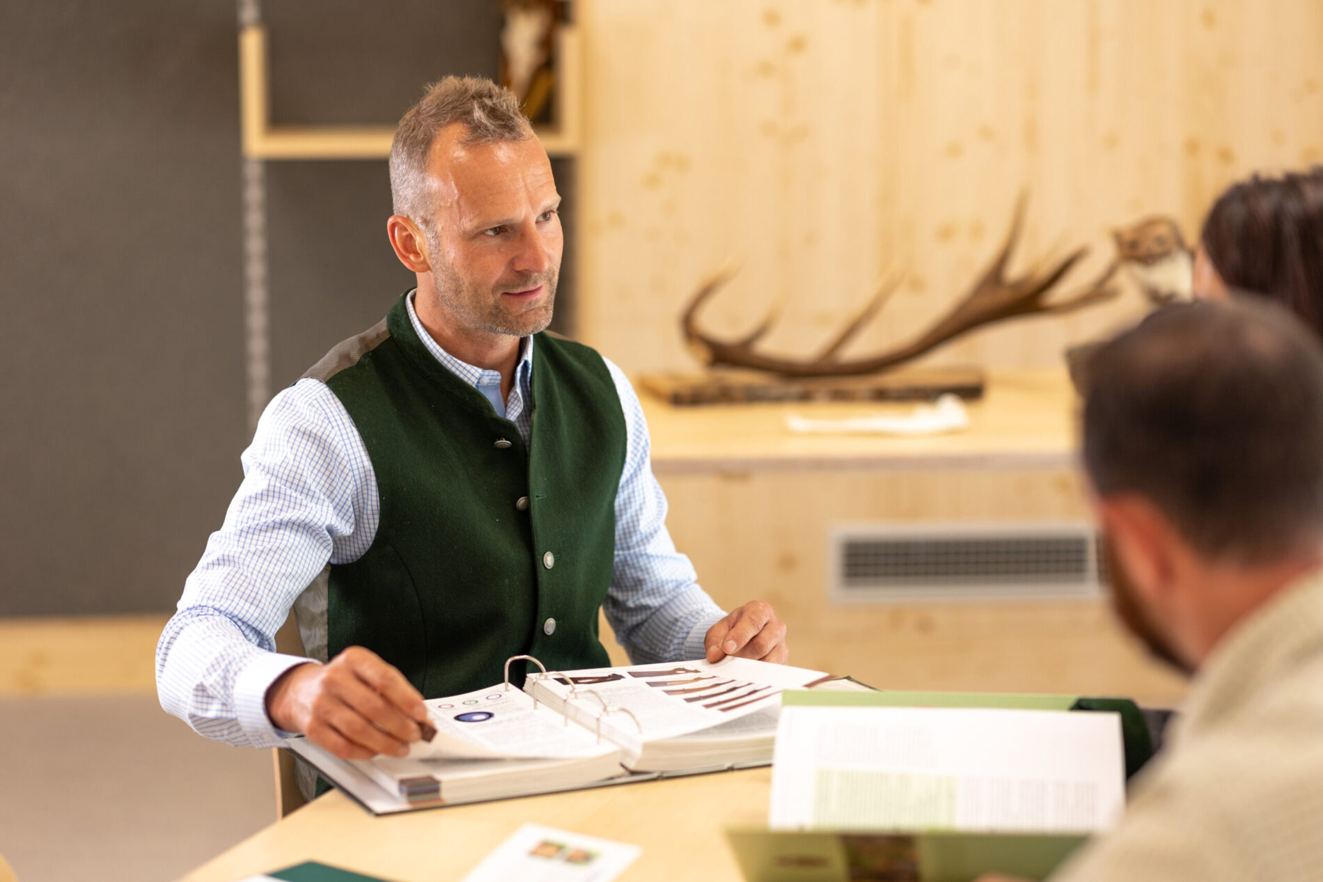 Titelbild des Seminares Jagdrecht für Jagdleiter.